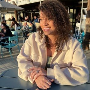 Meet your Posher, Priscilla